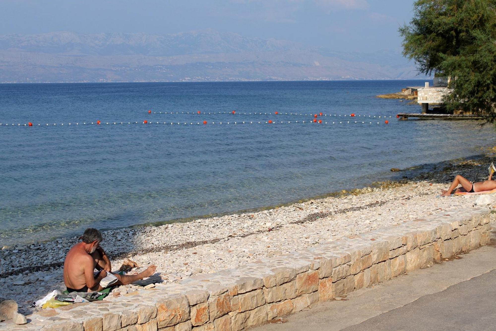 Apartments And Rooms By The Sea Sutivan, Brac - 2943 Ngoại thất bức ảnh